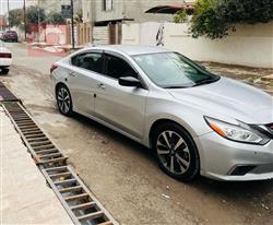 نيسان ألتيما